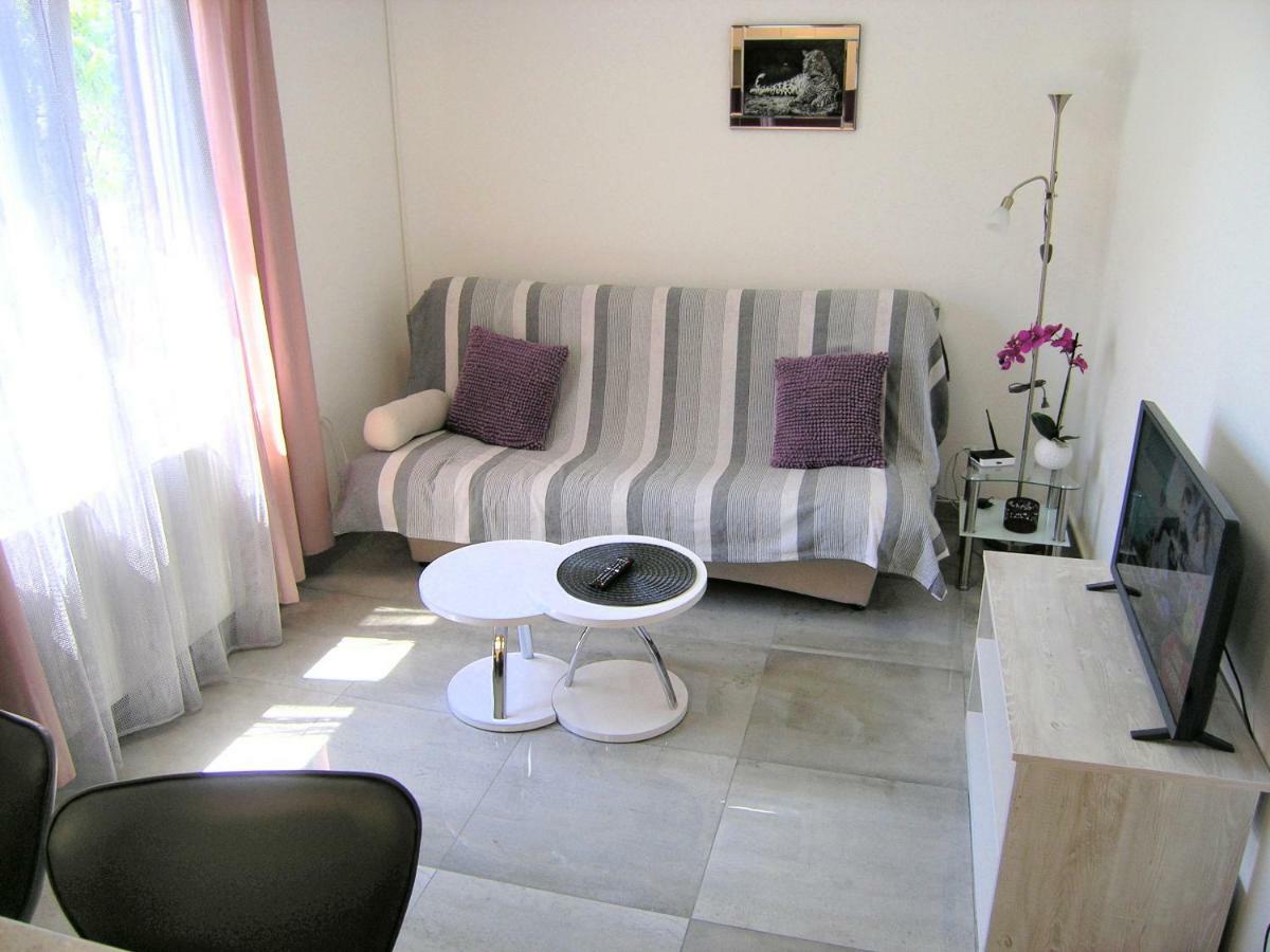 Apartment Zora Krk Town Exterior photo